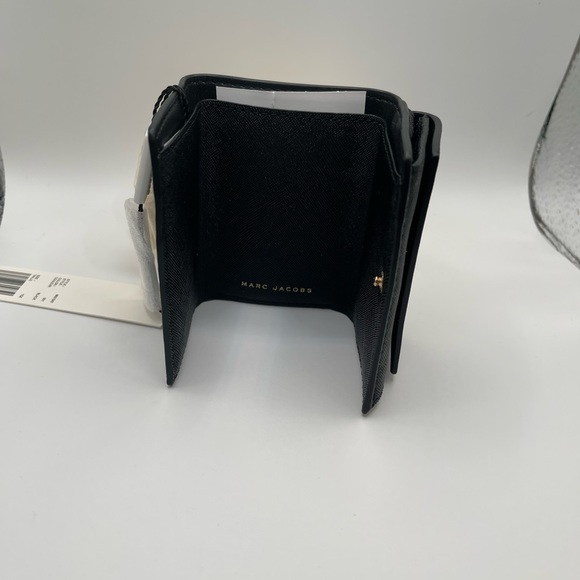 Marc Jacobs Mini Trifold Wallet - Picture 4 of 5